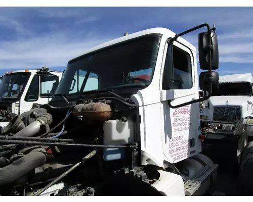 Cab FREIGHTLINER COLUMBIA Tim Jordan's Truck Parts, Inc.