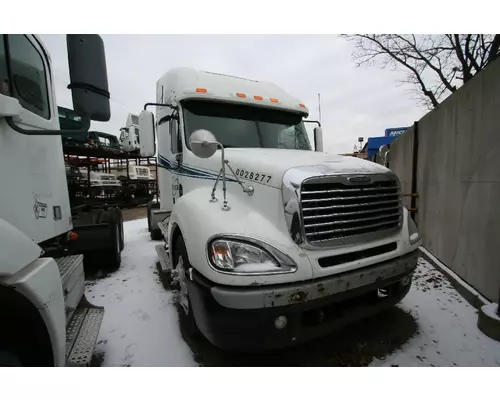 Complete Vehicle FREIGHTLINER COLUMBIA Michigan Truck Parts