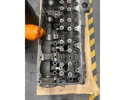 Cylinder Head FREIGHTLINER COLUMBIA Payless Truck Parts