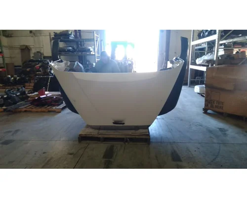 Hood FREIGHTLINER COLUMBIA HIGH MOUNTAIN HORSEPOWER