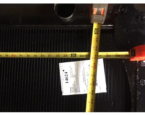 Radiator FREIGHTLINER COLUMBIA Morrison's Truck Salvage Ltd.