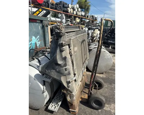 Radiator FREIGHTLINER COLUMBIA Usa Trade &amp; Exports Inc