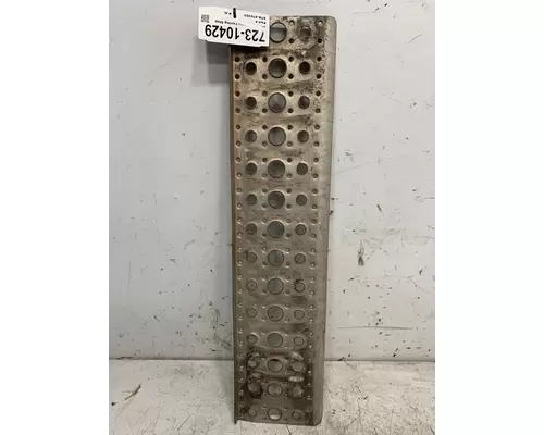 Step FREIGHTLINER Columbia Frontier Truck Parts