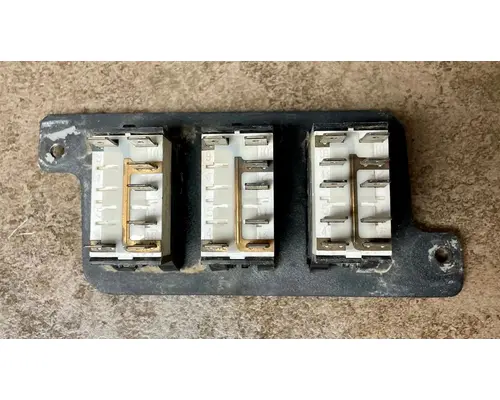 Dash / Console Switch FREIGHTLINER COLUMBIA High Mountain Horsepower