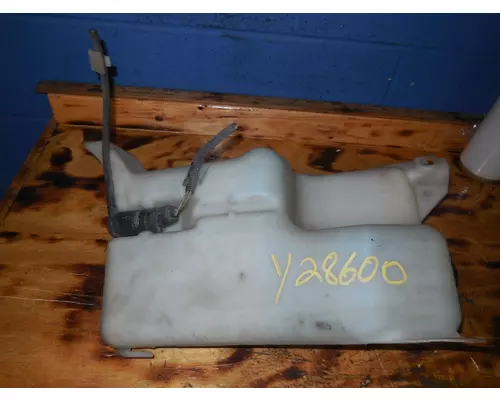 Windshield Washer Reservoir FREIGHTLINER COLUMBIA Michigan Truck Parts