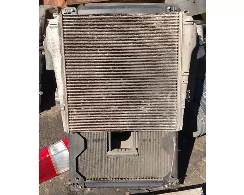 Radiator FREIGHTLINER CONDOR LOW CAB FORWARD Camerota Truck Parts