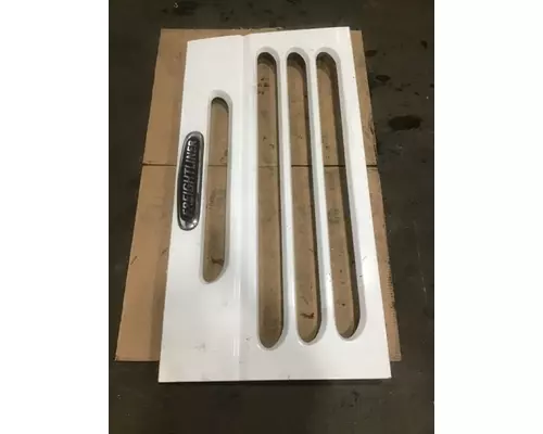 Grille FREIGHTLINER CONDOR Rydemore Heavy Duty Truck Parts Inc