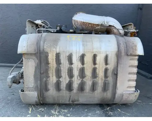 DPF (Diesel Particulate Filter) Freightliner Coronado 12 Complete Recycling Group LLC