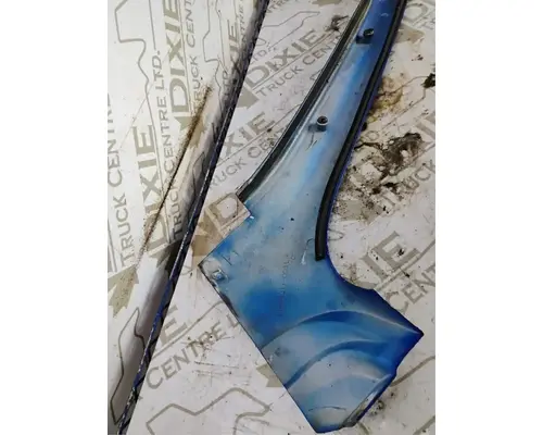 Freightliner Coronado 132 Glider Brackets, Misc.