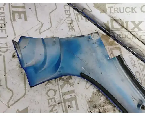 Freightliner Coronado 132 Glider Brackets, Misc.