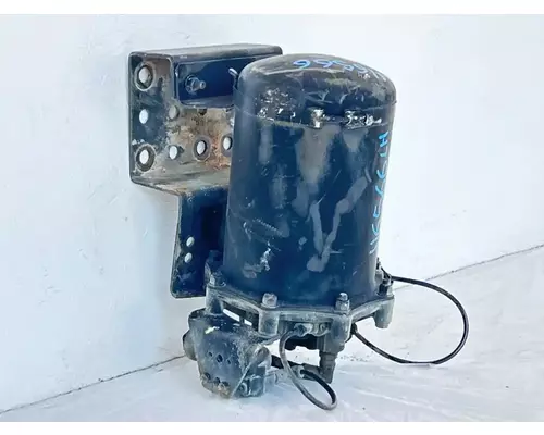 Freightliner Coronado SD122 Air Drier