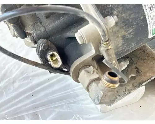Freightliner Coronado SD122 Air Drier