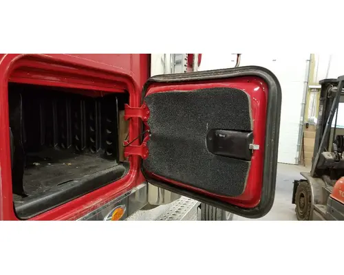 Door Assembly, Rear Or Back FREIGHTLINER CORONADO Dutchers Inc   Heavy Truck Div  Ny