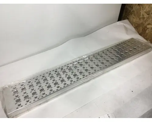 Side Fairing FREIGHTLINER CORONADO Hagerman Inc.