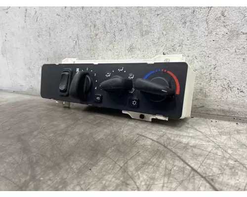 Heater Or Air Conditioner Parts, Misc. FREIGHTLINER CST 120 Frontier Truck Parts