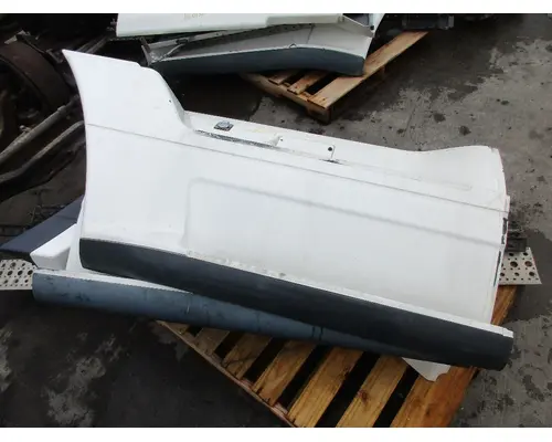 Skirt FREIGHTLINER CST120 CENTURY Michigan Truck Parts