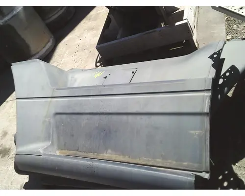 Skirt FREIGHTLINER CST120 CENTURY Michigan Truck Parts
