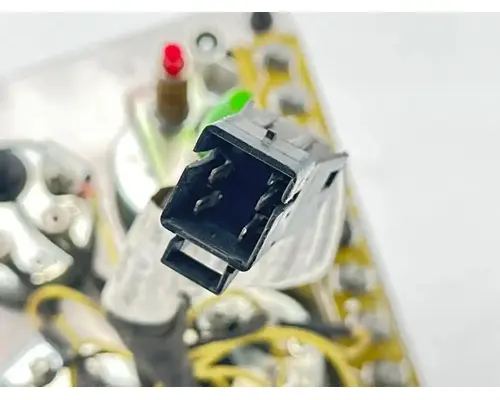 Freightliner FC80 Cargo Instrument Cluster