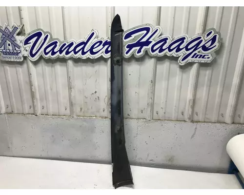 Freightliner FL106 A Pillar Panel