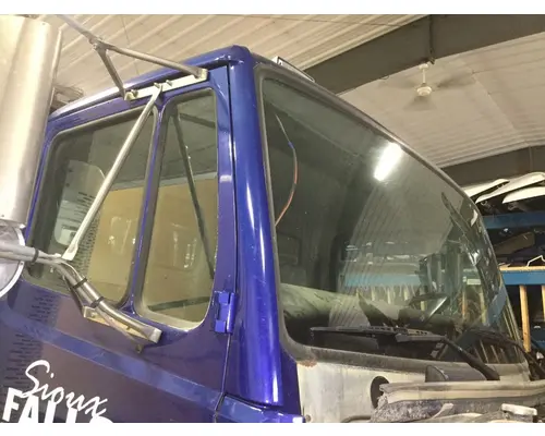 Freightliner FL106 Body, Misc. Parts