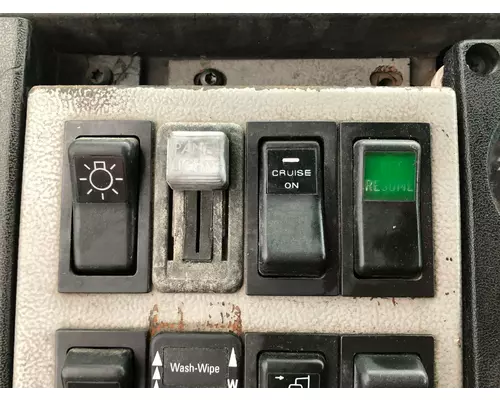 Freightliner FL106 Dash Assembly