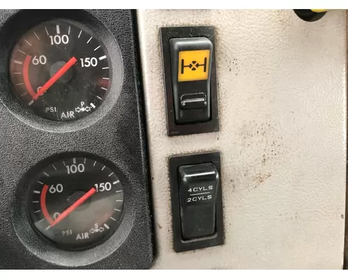 Freightliner FL106 Dash Assembly