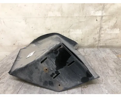 Freightliner FL106 Fender