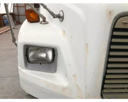 Freightliner FL106 Hood