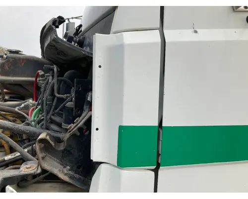Freightliner FL112 Cab Assembly
