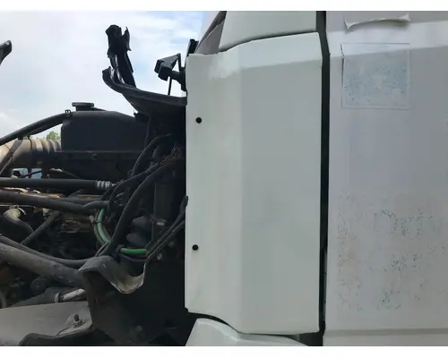 Freightliner FL112 Cab Assembly