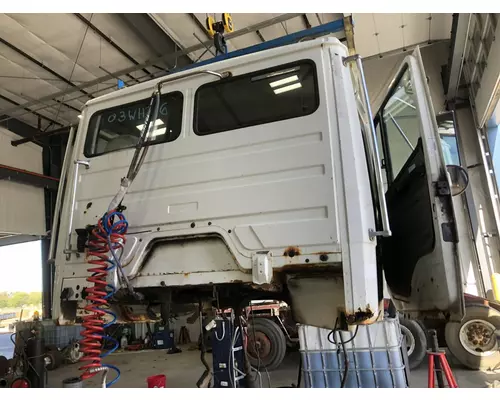 Freightliner FL112 Cab Assembly