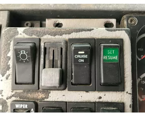 Freightliner FL112 Dash Assembly