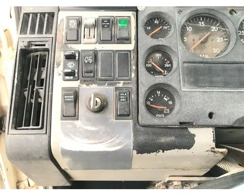 Freightliner FL112 Dash Assembly