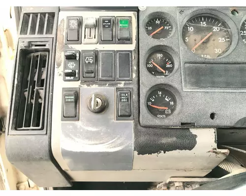 Freightliner FL112 Dash Panel