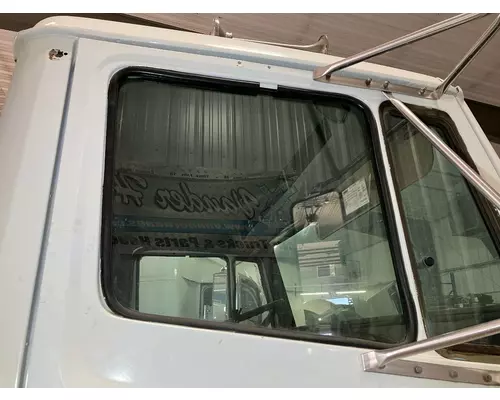 Freightliner FL112 Door Glass, Front