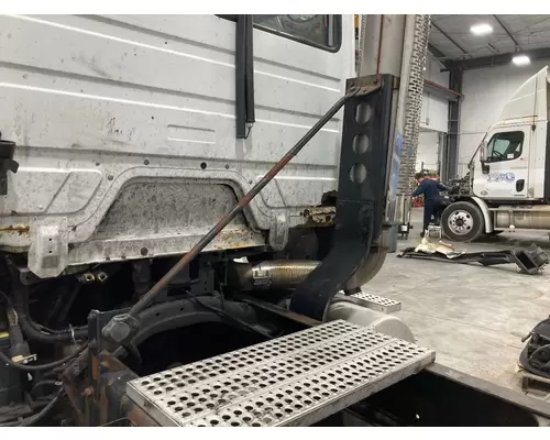 Freightliner FL112 Exhaust Assembly