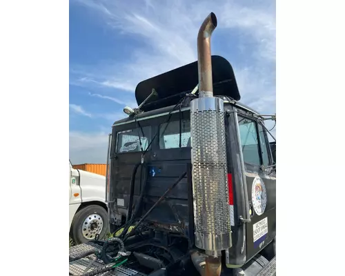 Freightliner FL112 Exhaust Assembly