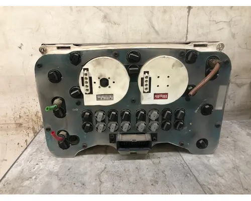 Freightliner FL112 Instrument Cluster