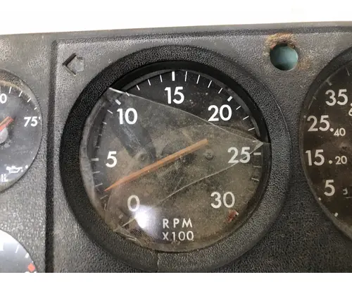 Freightliner FL112 Instrument Cluster