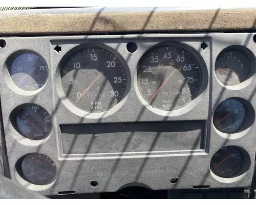 Freightliner FL112 Instrument Cluster