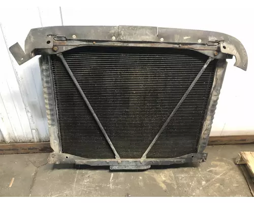 Freightliner FL112 Radiator