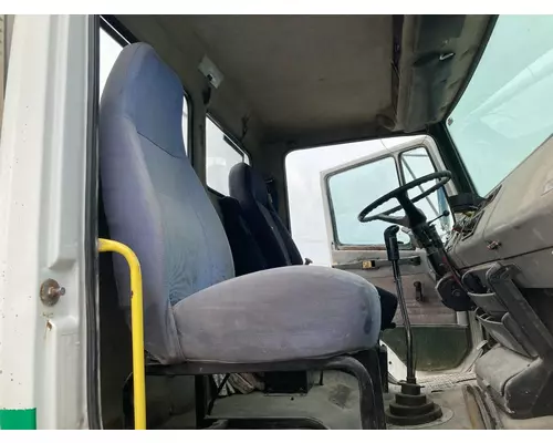 Freightliner FL112 Seat (non-Suspension)