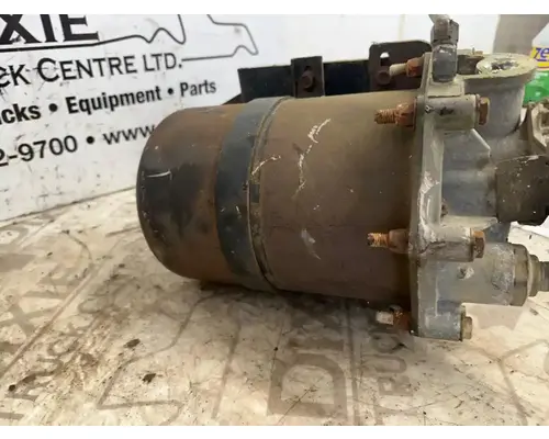 Freightliner FL120 Air Drier