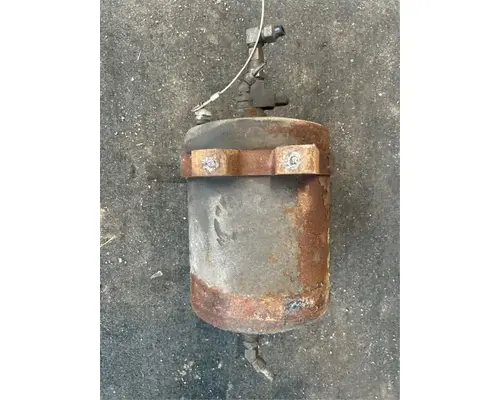 Freightliner FL60 Air Tank
