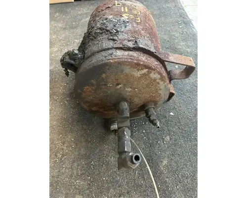 Freightliner FL60 Air Tank