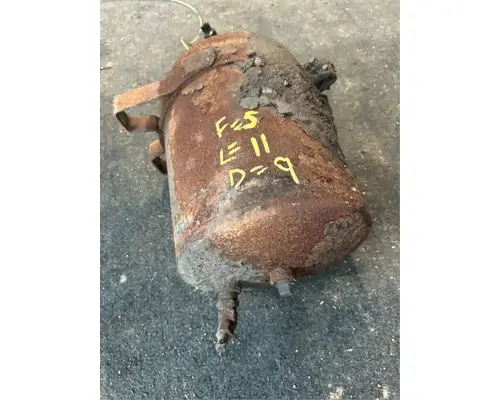 Freightliner FL60 Air Tank