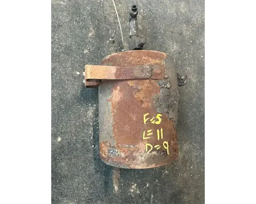 Freightliner FL60 Air Tank