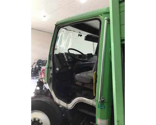 Freightliner FL60 Cab