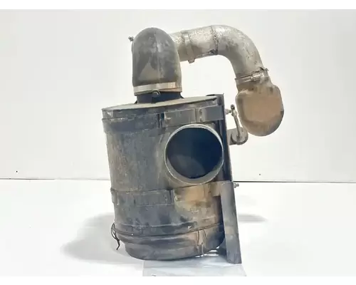Freightliner FL70 Air Cleaner