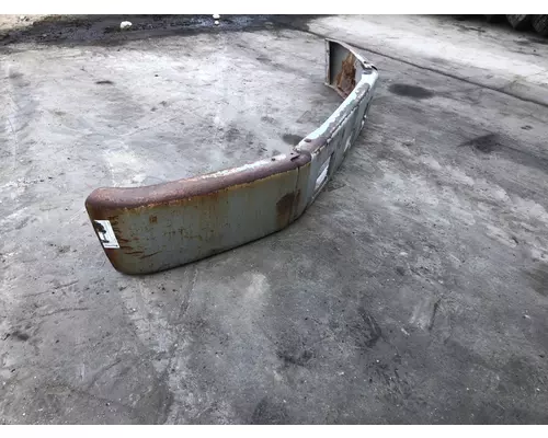 Freightliner FL70 Bumper Assembly, Front